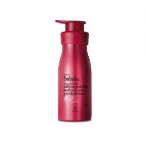 CREMA NUTRITIVA PARA CUERPO CEREZA Y AVELLANA